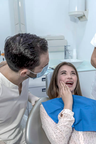 Best Walk-In Emergency Dental Services in Blountville, TN